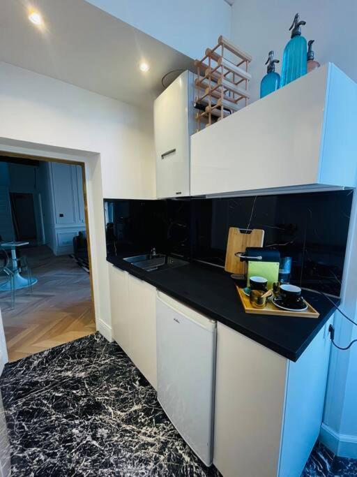 Le Grand Cerf By La Chambre A Cote Metz Luaran gambar