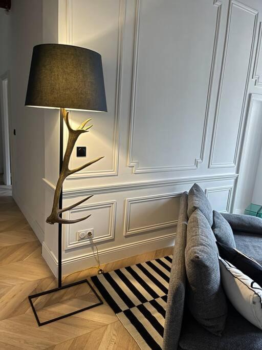 Le Grand Cerf By La Chambre A Cote Metz Luaran gambar